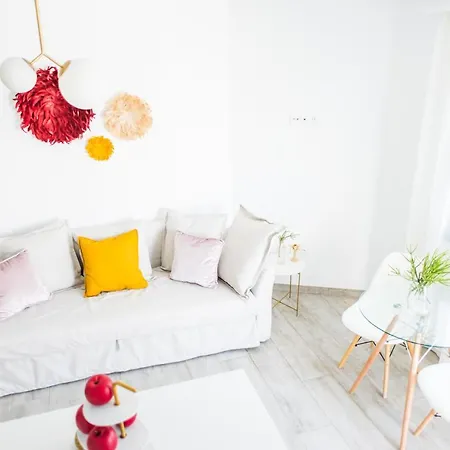 Studio Lirio Seaview By Holidays Κοραλέχο