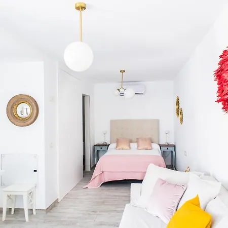 Studio Lirio Seaview By Holidays Apartamento