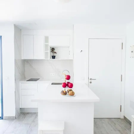 Studio Lirio Seaview By Holidays Apartamento *